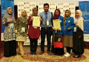 Read more about the article Dosen dan Mahasiswa Gizi ITE-Unimus Raih Award di Malaysia